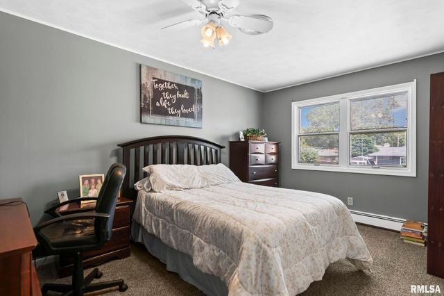 729 KENTON Boulevard, Taylorville, IL 62568