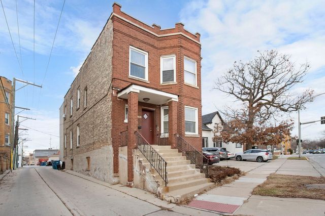 7633 Jackson Boulevard, Forest Park, IL 60130