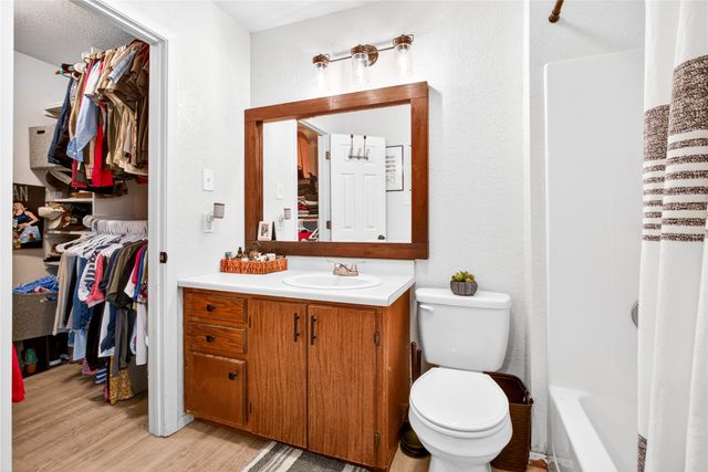 703 S College Street, Celeste, TX 75423
