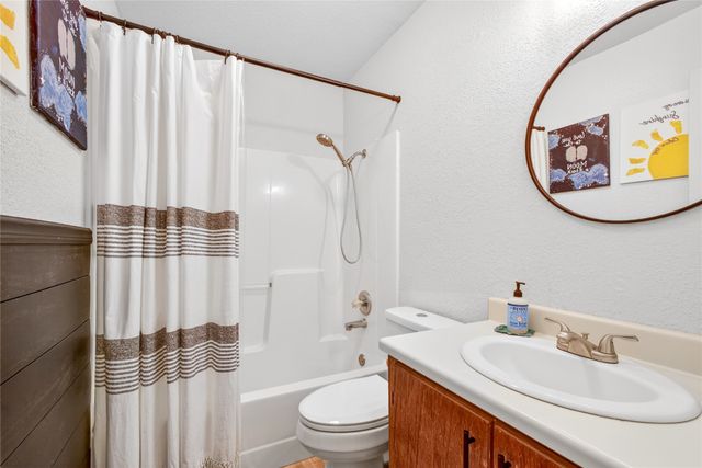 703 S College Street, Celeste, TX 75423