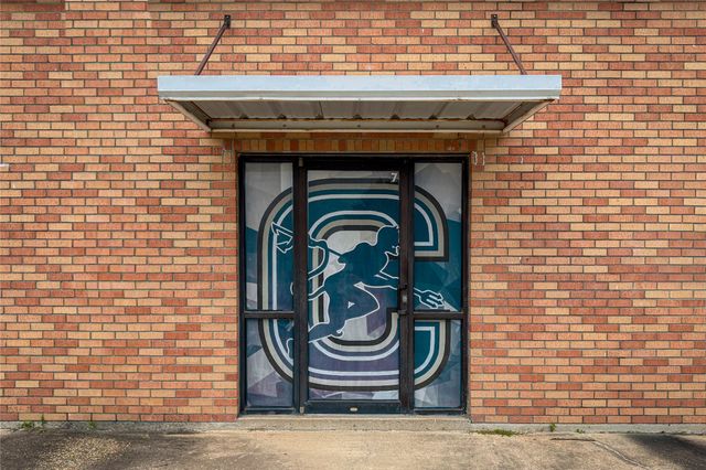 703 S College Street, Celeste, TX 75423