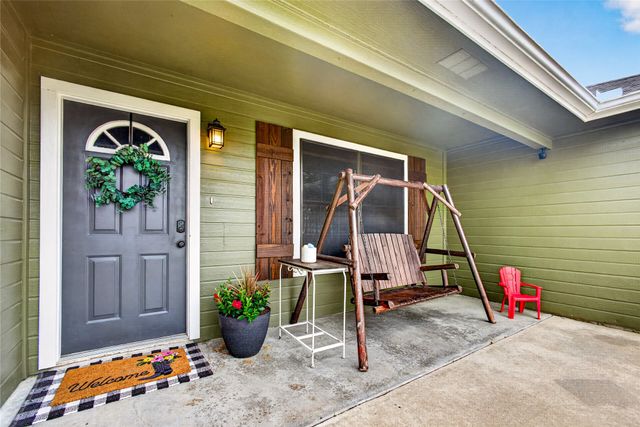 703 S College Street, Celeste, TX 75423