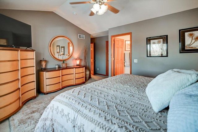 374 N Heatherstone Drive, Sun Prairie, WI 53590