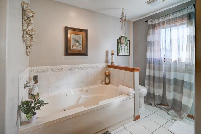 374 N Heatherstone Drive, Sun Prairie, WI 53590