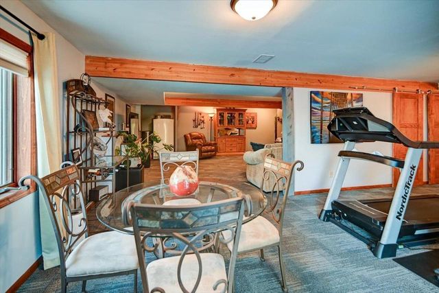 374 N Heatherstone Drive, Sun Prairie, WI 53590