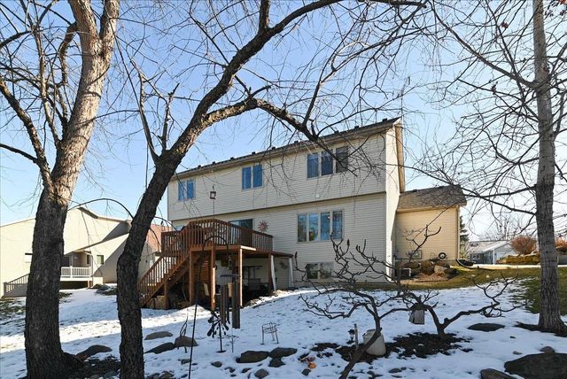 374 N Heatherstone Drive, Sun Prairie, WI 53590