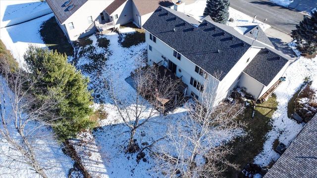 374 N Heatherstone Drive, Sun Prairie, WI 53590