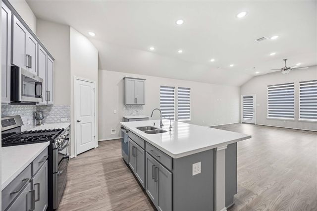 20427 Windcrest Colony Trail, Richmond, TX 77407