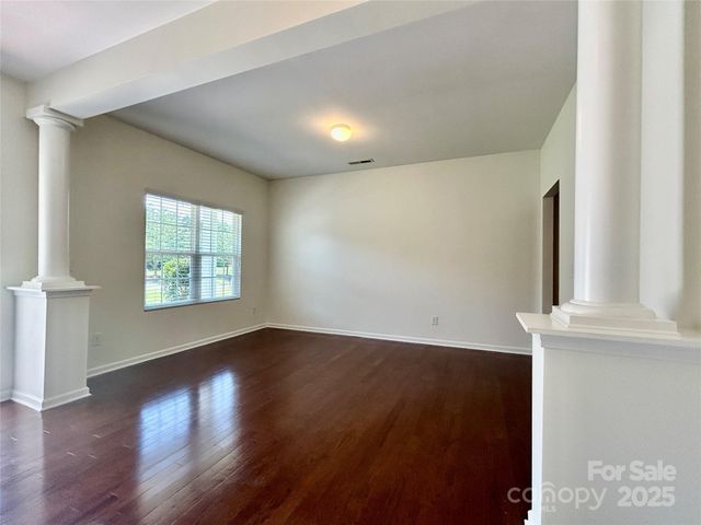 8320 Suttonview Drive, Charlotte, NC 28269