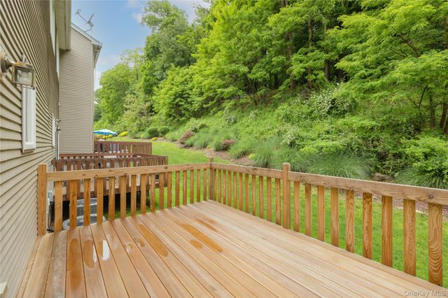 138 Foltim Way, Congers, NY 10920