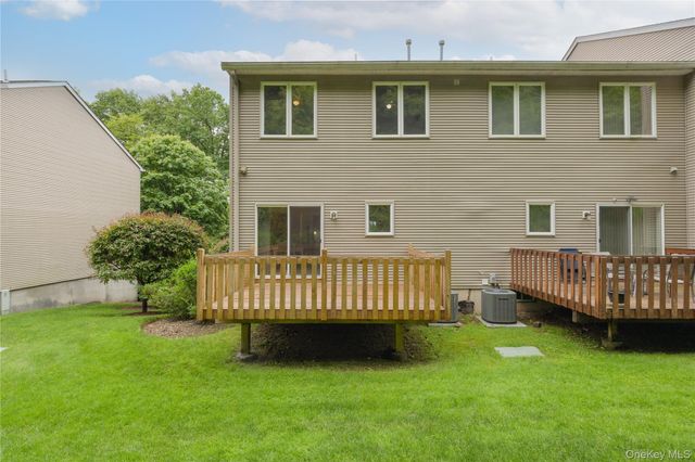 138 Foltim Way, Congers, NY 10920