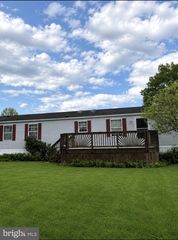 24 SHAGGY OAK, Elkton, MD 21921