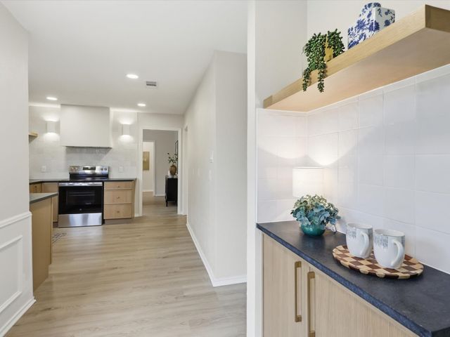 2229 Ridgewood, Carrollton, TX 75006
