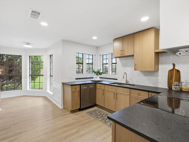 2229 Ridgewood, Carrollton, TX 75006