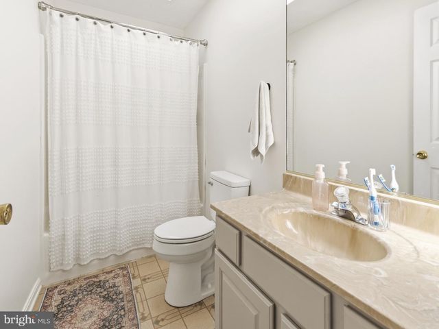 35566 GOLF COURSE DR, Mechanicsville, MD 20659