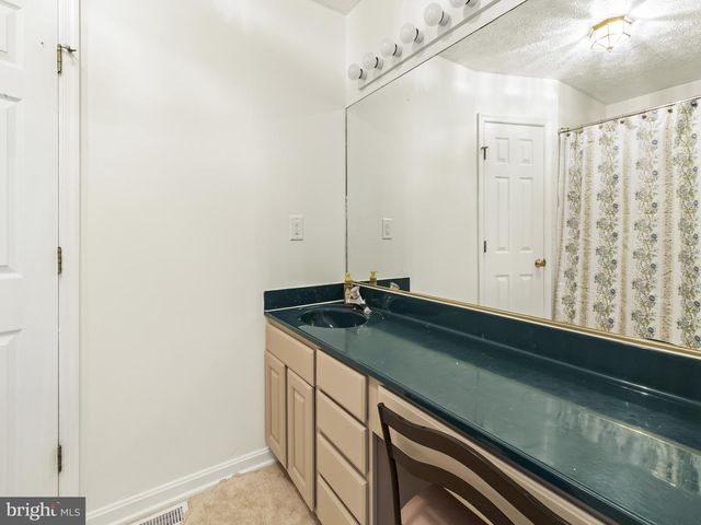 35566 GOLF COURSE DR, Mechanicsville, MD 20659