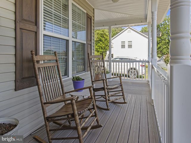35566 GOLF COURSE DR, Mechanicsville, MD 20659