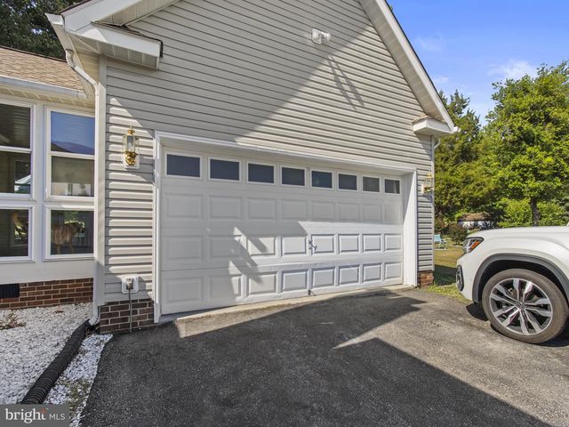35566 GOLF COURSE DR, Mechanicsville, MD 20659
