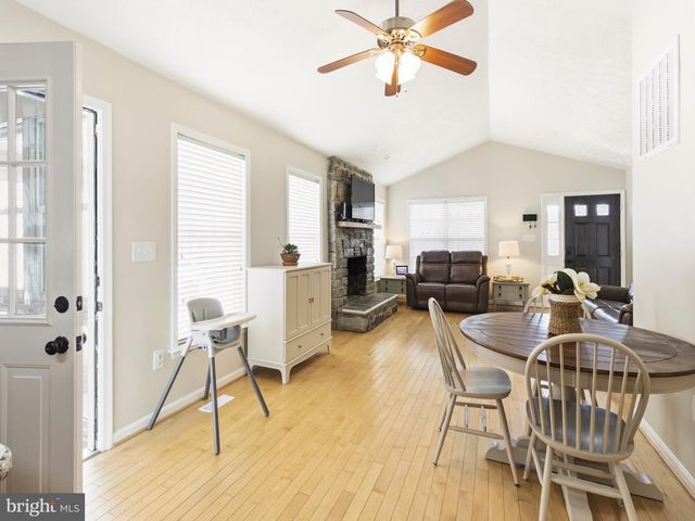 35566 GOLF COURSE DR, Mechanicsville, MD 20659