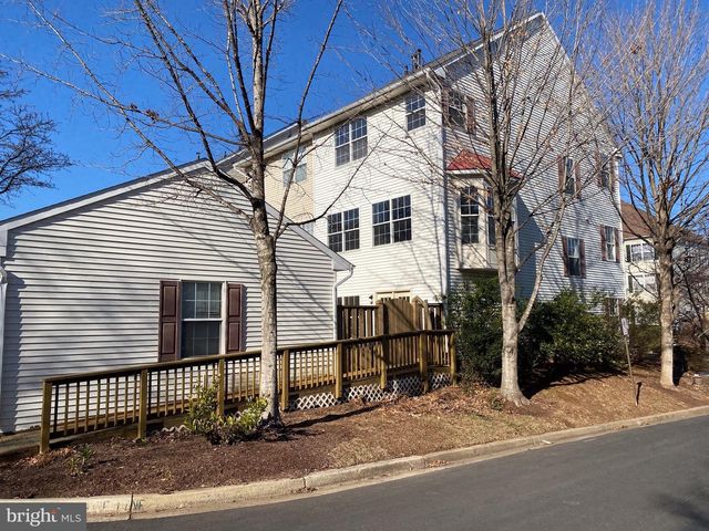 13400 FOUNTAIN CLUB DR, Germantown, MD 20874