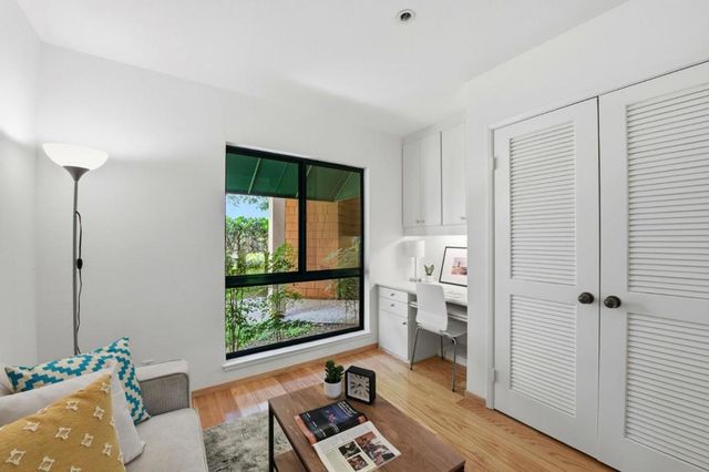 4250 El Camino Real B120, Palo Alto, CA 94306