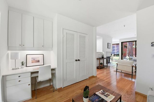 4250 El Camino Real B120, Palo Alto, CA 94306