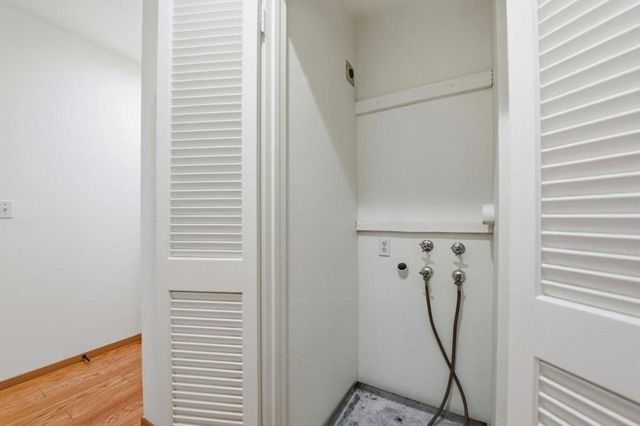 4250 El Camino Real B120, Palo Alto, CA 94306