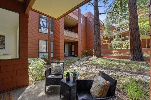 4250 El Camino Real B120, Palo Alto, CA 94306