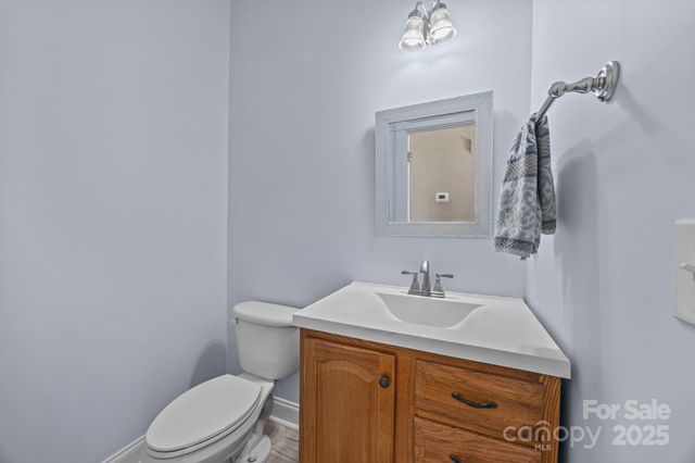 132 E Morehouse Avenue, Mooresville, NC 28117