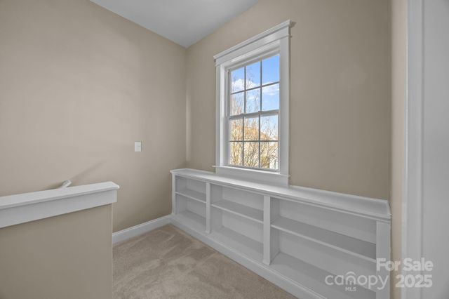 132 E Morehouse Avenue, Mooresville, NC 28117