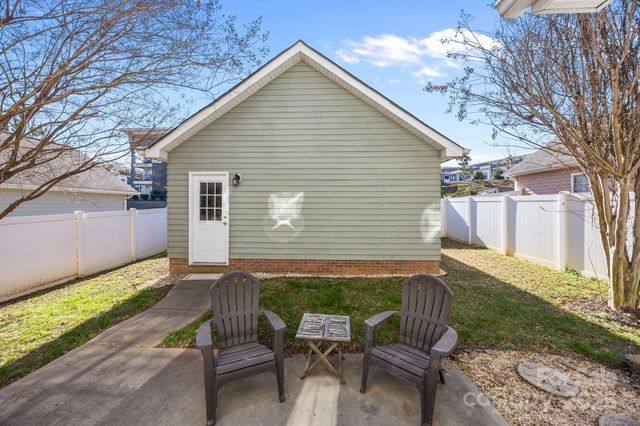 132 E Morehouse Avenue, Mooresville, NC 28117