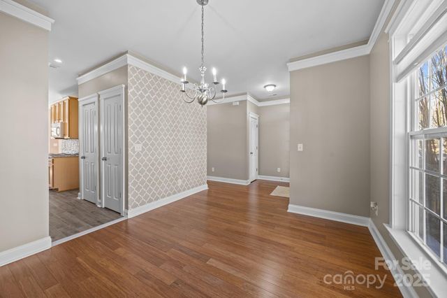 132 E Morehouse Avenue, Mooresville, NC 28117