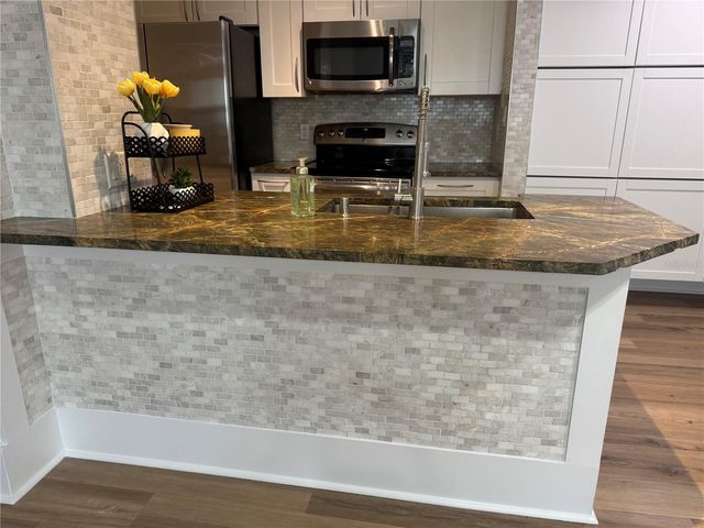 1400 GANDY BOULEVARD N 1013, St Petersburg, FL 33702