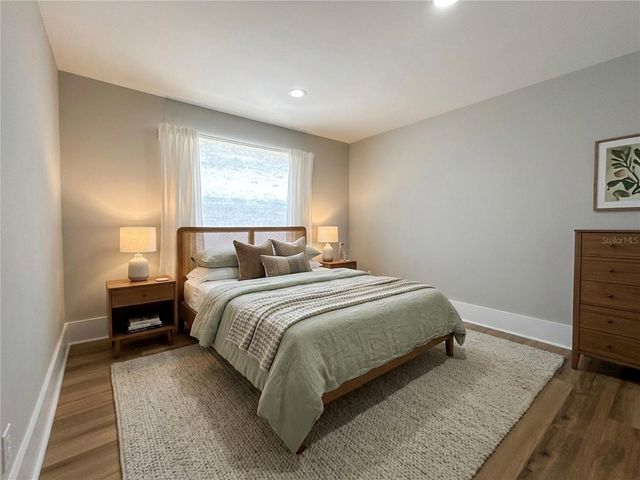 1400 GANDY BOULEVARD N 1013, St Petersburg, FL 33702