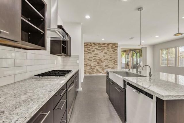 1665 E Lafayette Avenue, Gilbert, AZ 85298