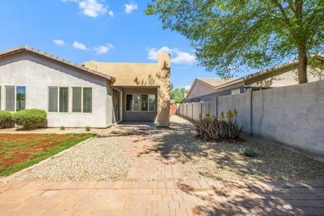 1665 E Lafayette Avenue, Gilbert, AZ 85298