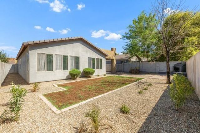 1665 E Lafayette Avenue, Gilbert, AZ 85298