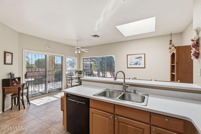 4002 S Via Del Picamaderos, Green Valley, AZ 85622