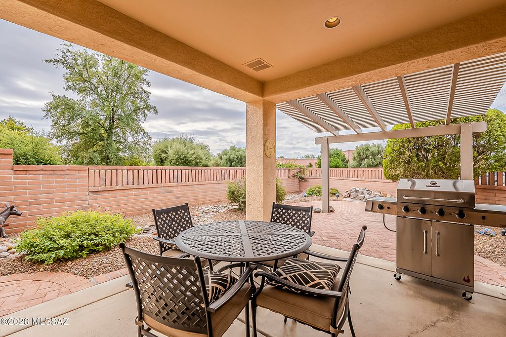 4002 S Via Del Picamaderos, Green Valley, AZ 85622