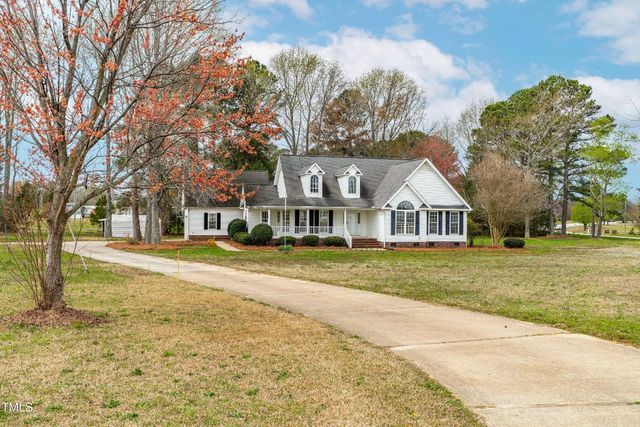 44 Loop Road, Archer Lodge, NC 27527