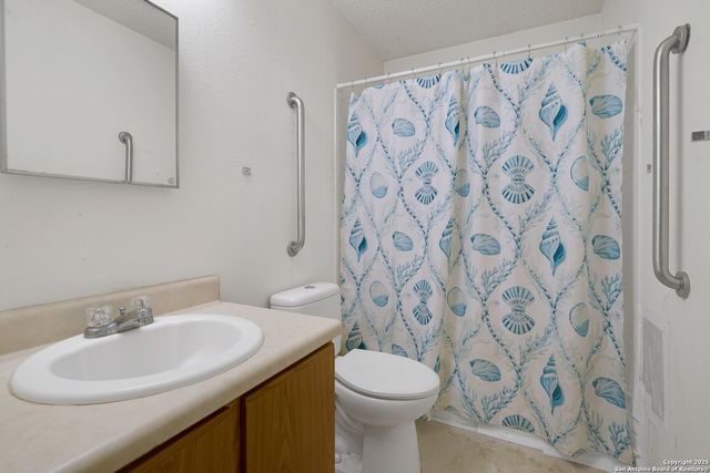 8907 Breezefield, San Antonio, TX 78240