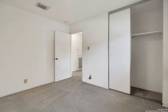 8907 Breezefield, San Antonio, TX 78240