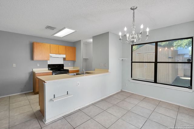 8907 Breezefield, San Antonio, TX 78240