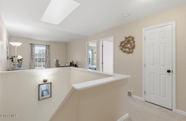 126 Bridgewood Lane, Watervliet, NY 12189