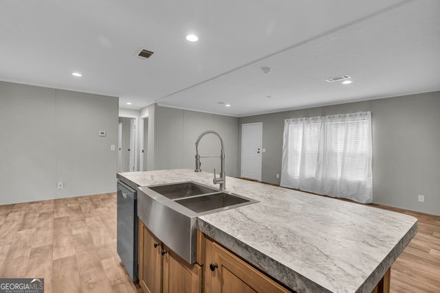 321 Deer Chase Drive, Canon, GA 30520