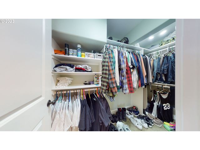 250 68TH St, Springfield, OR 97478