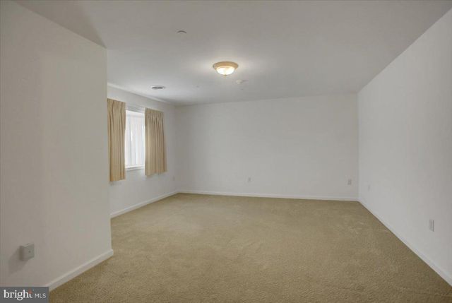 19446 SAPPHIRE DR, Hagerstown, MD 21742