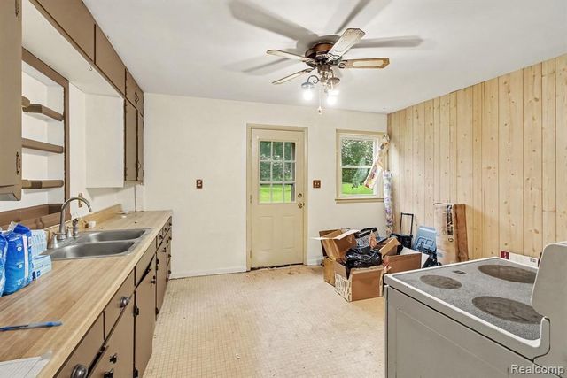 5118 Berneda Drive, Flint, MI 48506