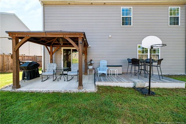 209 Red Cedar Way, Fuquay Varina, NC 27526