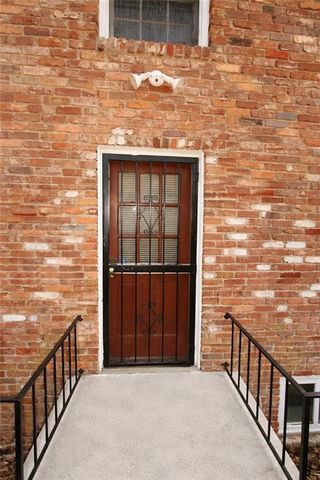 2760 The Fontainebleau SW, Atlanta, GA 30331